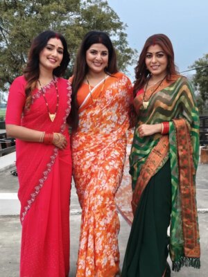 Smrity Sinha Instagram - On Set "Welcome To Sasural"💝

#actresslife
#onset
#bestpic 

Humlog behen hain ki devrani?