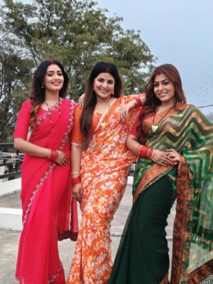 Smrity Sinha Instagram - On Set "Welcome To Sasural"💝

#actresslife
#onset
#bestpic 

Humlog behen hain ki devrani?