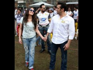 Sneha Ullal Instagram - You will always be my first REEL LOVE.
Wishing you  Peace & Protection. Happy Birthday @beingsalmankhan AKA- Adiiiiiiiiii