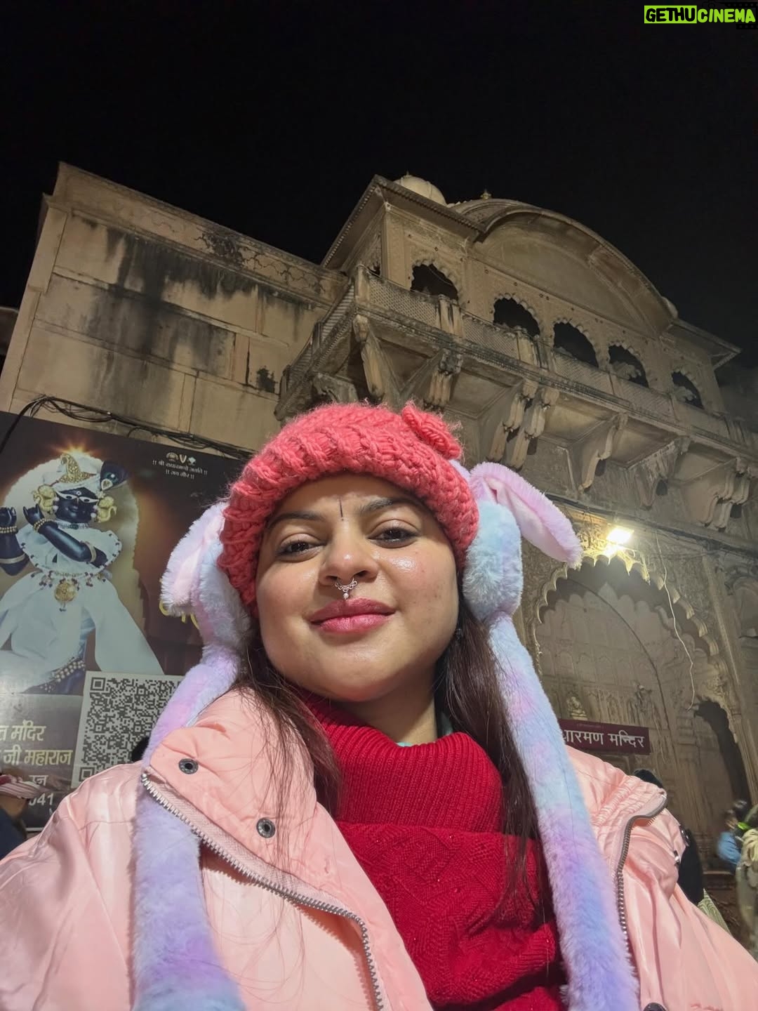 Sneha Wagh - 25.5K Likes - Its You Its You … Its Always You … Shri RadhaRaman 💝
Radhe Radhe 
Good Bye 2025 … Welcoming 2026 from my heart that is lost in Vrindavan …
.
.
.
#vrindavan #shriradharaman #radheradhe #snehawagh #2026