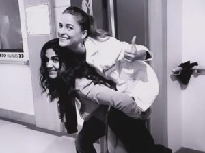 Solène Hébert Instagram - Bordel vous allez me manquer… @rodnaima @maelis.adalle ❤️