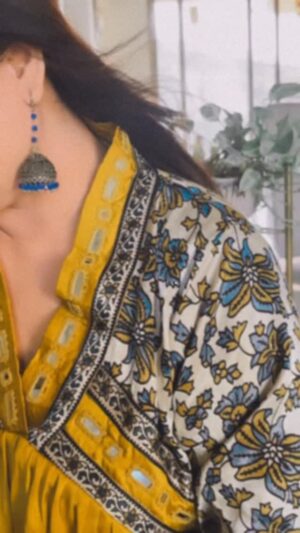 Sonalika Joshi Instagram - Begin &End your Day with Music💕