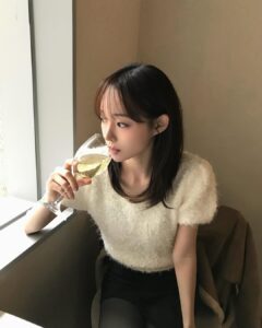 Actress Song Ye-bin HD Photos and Wallpapers December 2025