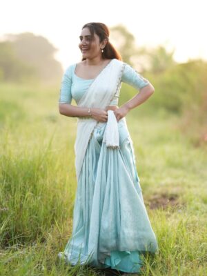 Sonia Singh Instagram - “Growing in silence.”

Costume Designer: @shilpacouture 
📸 @_surya_teja_9