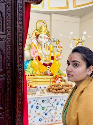 Sonia Singh Instagram - Leading the actual life which I always wanted!! Intha kante adrustam aa! 🙏🏻🥹🔱
 Har Har Mahadev