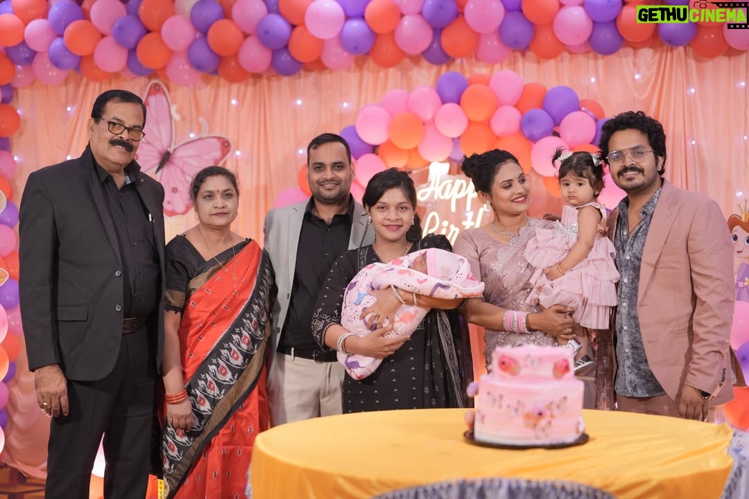 Sradha Panigrahi - 40.1K Likes - Koko With her Bapa-Maa-Aja-Aai - Budhi maa . 
Bada papa - Bada mama - Mamu -Maine
Mausissss & Cousins❤️
.
.
#birthday #koko #1yearcelebration #sradhapanigrahi #ikoko
