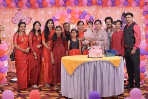 Sradha Panigrahi Instagram - Koko With her Bapa-Maa-Aja-Aai - Budhi maa . 
Bada papa - Bada mama - Mamu -Maine
Mausissss & Cousins❤️
.
.
#birthday #koko #1yearcelebration #sradhapanigrahi #ikoko