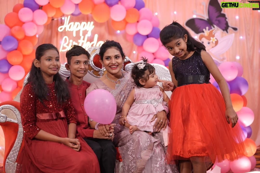 Sradha Panigrahi - 40.1K Likes - Koko With her Bapa-Maa-Aja-Aai - Budhi maa . 
Bada papa - Bada mama - Mamu -Maine
Mausissss & Cousins❤️
.
.
#birthday #koko #1yearcelebration #sradhapanigrahi #ikoko