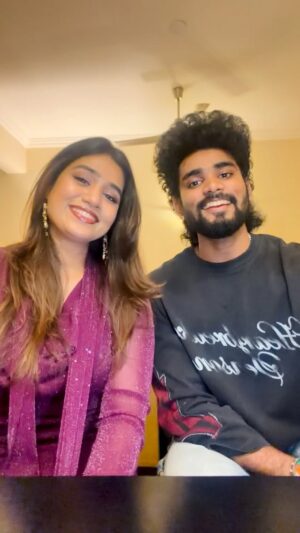 Srinisha Jayaseelan Instagram - நீலோத்தி💜❤️🧿
Many of you asked me to create a cover of this beautiful song, and I want to thank @samvishal0928 for adding even more warmth with your lovely voice. We also want to dedicate this cover to everyone who came to see us perform yesterday— Bangalore, you all mean so much to us 💜❤️🧿 

#neelothi #longdistance #singer #coversong