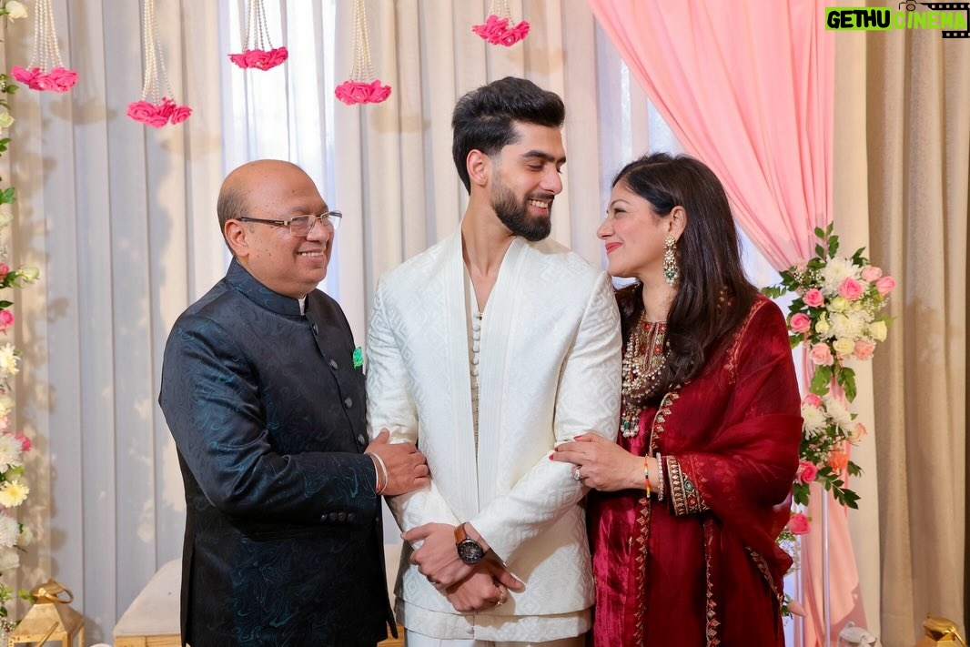 Srishti Jain - 10.4K Likes - Grateful for these moments, these people, and this love 🤍