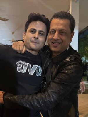 Sugandha Mishra Instagram - Happy birthday dearest @beingsalmankhan #bhaijaan 🎂🤩
.
.
#salmankhan #sugandhamishra #drsanketbhosale #happybirthdaysalmankhan