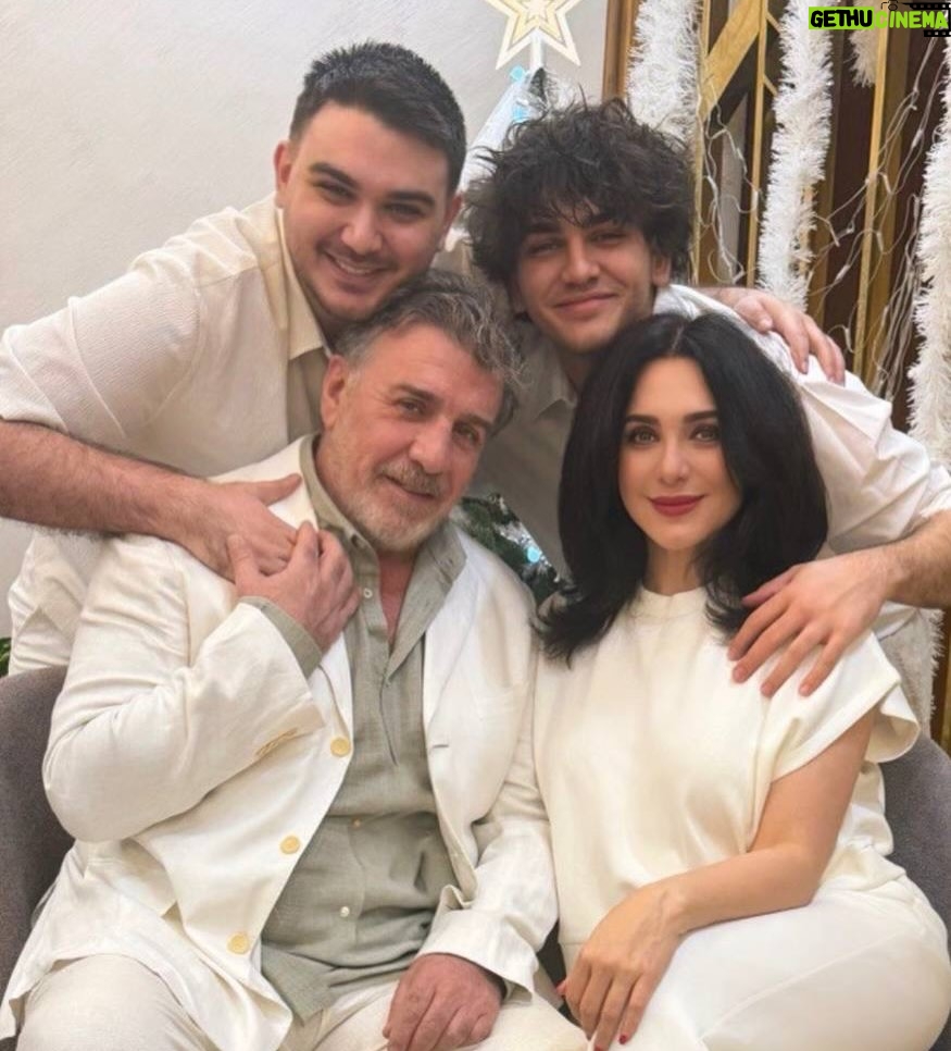 Sulaf Fawakherji - 46.4K Likes - ينعاد عالكل بخير ومحبة وسلام 🤍🤍🤍🤍
#happynewyears #2026