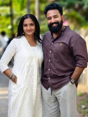 Surabhi Santosh Instagram - Grateful beyond words 🤍
The love, support, and appreciation we received for Vikram & Vedha especially during the separation track truly touched us.
When we hear that you couldn’t accept their separation, that you felt their pain that is the greatest achievement for us as actors.
Just like you, we are also waiting eagerly for Vikedha‘s reunion 💫.
Thank you for trusting us, supporting us, and loving Vikram & Vedha so deeply.
The journey continues… ❤️✨
📸 @priyan__ps