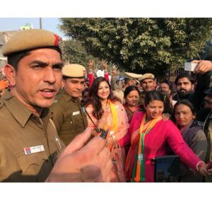 Sweety Chhabra Instagram - सभी देशवासियों को 77वें गणतंत्र दिवस की हार्दिक शुभकामनाएँ 
जय हिंद जय भारत!🇮🇳
 #republicday