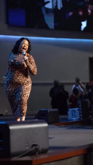 Tamela Mann Instagram - Tamela Mann took us to the king today! 🙌🏾🎶

#concorddallas #concordchurch #wegrowpeople #worshipmusic