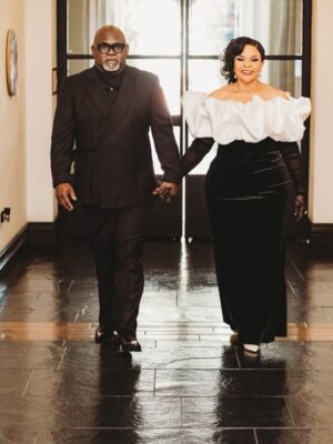 Tamela Mann Instagram - We Did It Bae! 

You brought me to the @grammys and spoiled me rotten! Thank you for believing in me, pushing me to be my best self and loving me through the losses. Truth Is I’m Yours! Forever and Always 🤍💋 #Winning

Styled by @beeombi 
MUA: @ashleyriosactress 
Shot by @jugglingthejohnsons