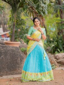Actress Tejaswini Gowda HD Photos and Wallpapers January 2026