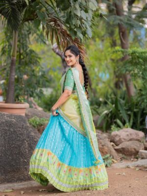 Tejaswini Gowda Instagram - In love with this outfit🩵💚💛

Outfit: @shobhashettydesignerstudios 
Jewellery: @goyazsilverjewellery 
📸 : @akhileshrupaji