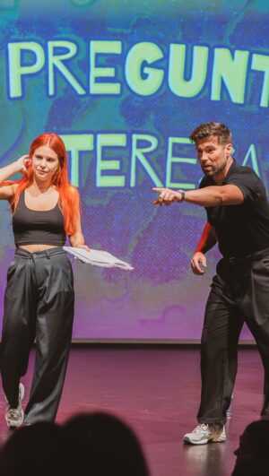 Teresa Pérez Instagram - Intentó quitarme a mi novia usando mi técnica 🗿🎻