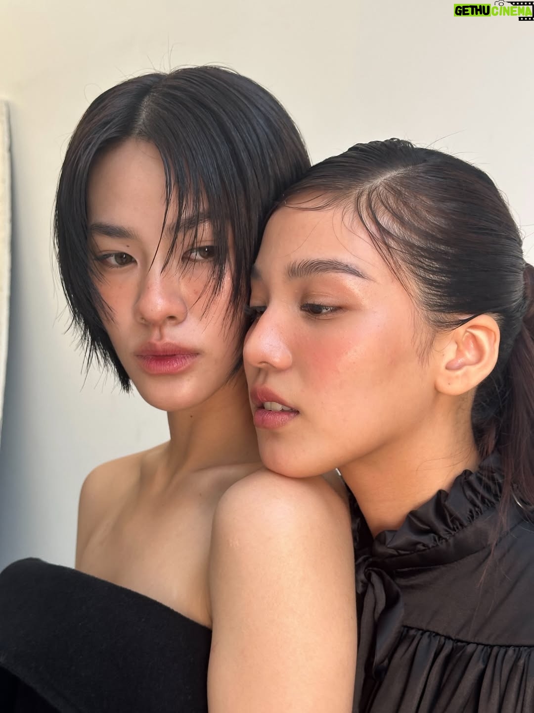 Thasorn Klinnium - 135.5K Likes - Shortest ever💇🏻‍♀️