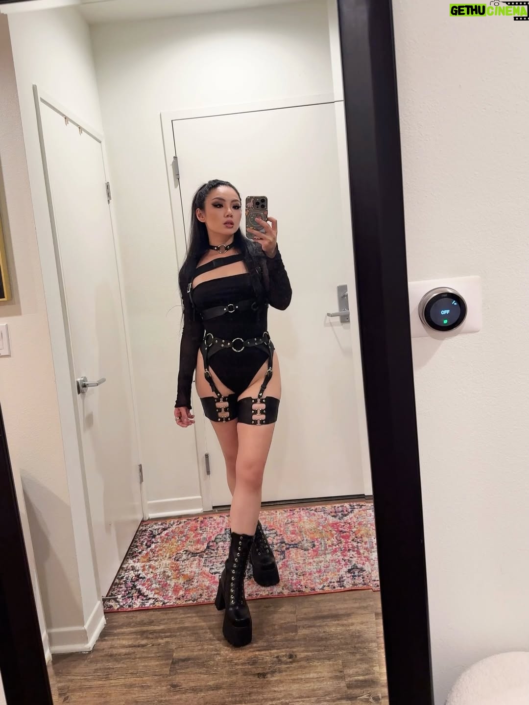 Tina Guo - 4.4K Likes - 🎬 Pre-Production Day!
Getting ready to shoot a brand new music video next week—can you guess which song it is? 👀

✨ *Hint:* It’s from a **soundtrack**… 
Drop your guesses below! ⬇️

#TinaGuo #BehindTheScenes #Soundtrack