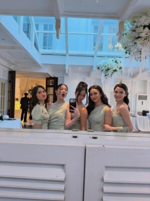 Tissa Biani Instagram - bridesmaid on duty 🥹🤍
happy wedding temen berantem temen nangis temen curcol temen olahraga bareng yaitu @wavizihan ! bersama suami tercinta @jaz_hayat terharu banget akhirnya kalian sudah mencapai titik ini. alhamdulillah. perjalanan baru dimulai guys!! 
semangat terus ku doakan semoga kalian bisa saling sayang saling cinta saling jaga terus till jannah Aamiin Ya Allah.

make up by my sister @alitabiani 
hair do @hairdo_mitsa 
dress custom by @fadlan_indonesia
all photos taken by @bintanmfrh