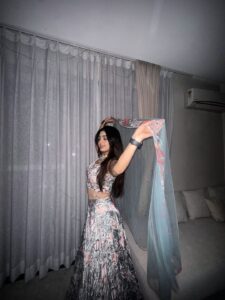 Actress Twinkle Arora HD Photos and Wallpapers December 2025