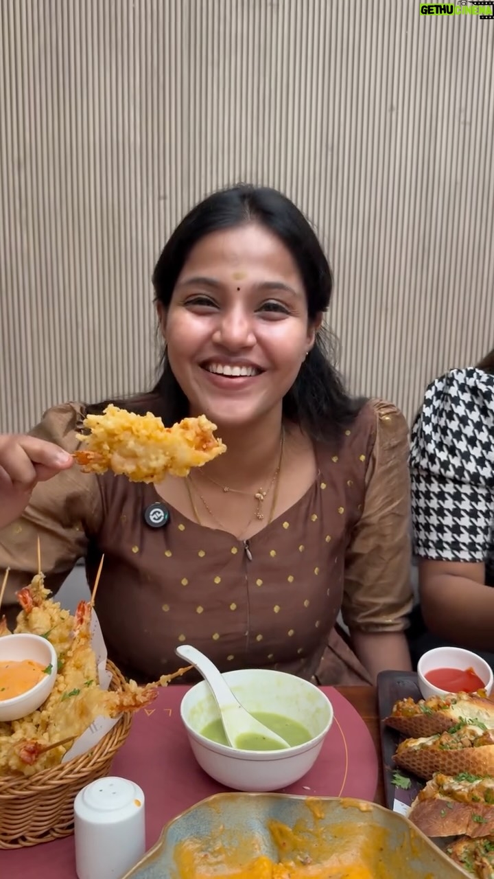 Vaishali Thaniga - 28.1K Likes - 😂😂