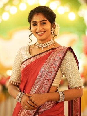 Vaishnavi Arulmozhi Instagram - இனிய பொங்கல் திருநாள் நல்வாழ்த்துகள்
👚: @chennaidesigner 
💎: @wonder_bridal_studio