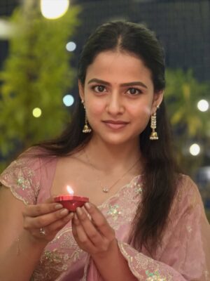 Vaishnavi Chaitanya Instagram - ✨✨💗💗
#diwali