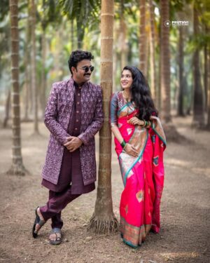 Vaishnavi Kalyankar Instagram - “झाडाच्या आडून पाहिलं तरी
माझं future clear दिसतं 😎❤️
Happy Birthday Bayko 🎂🔥”

Love you …. बाकी तुला माहितीच आहे .