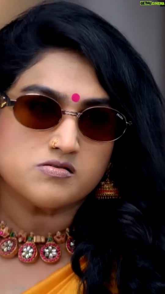 Vanitha Vijayakumar - 36.7K Likes - புது Character ,புது பிரச்சனை 😕
சந்தியாராகம் | திங்கள் - சனி | இரவு 10.00 மணிக்கு.

#SandhyaRaagam #Maya #Dhanalakshmi #Janaki #Vanitha #Sandhiya #ZeeTamilPromo #ZeeTamil
