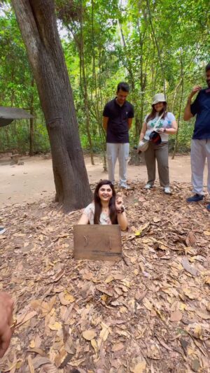 Veena Jagtap Instagram - ❤️Life Shrinks Or Expands In Proportion With One’s Courage🥂
#vietnam #cuchitunnels #adventure #hochiminh #besttrip
Thank you @thetravelstory.in @mohit_bareja 💫💫