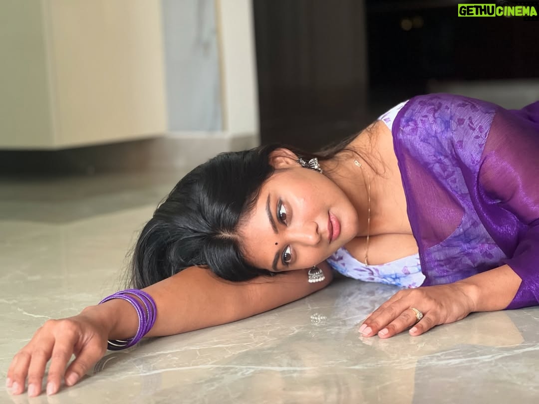 Vindhuja Vikraman - 19.1K Likes - 💜 

Pic ❤️