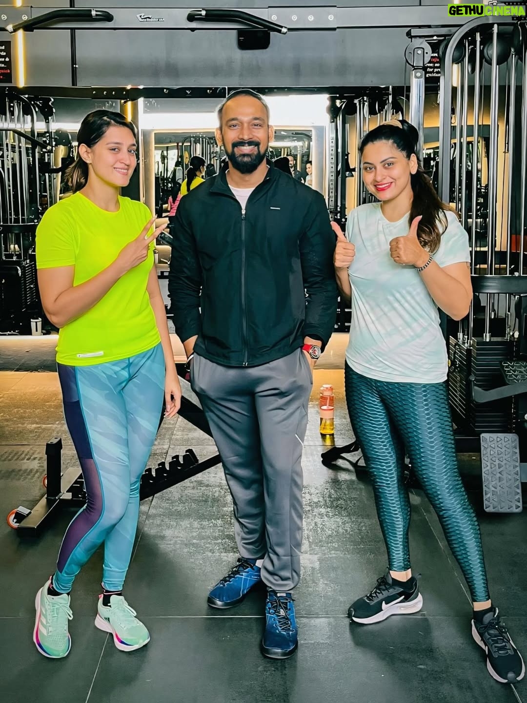 Viviya Santh - 1.7K Likes - Leg day hits different. Video coming soon 👊

@trans4mersfitness