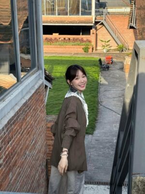 Xu Mengjie Instagram - 来自沈曼的🤍 🔍