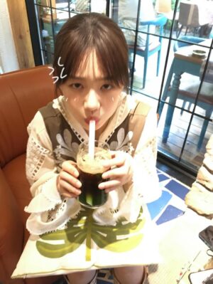Xu Mengjie Instagram - 来自沈曼的🤍 🔍