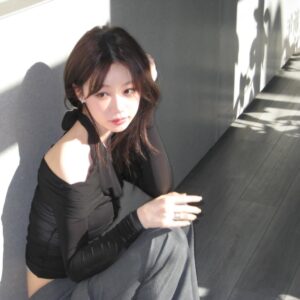 Actress Xu Mengjie HD Photos and Wallpapers February 2026