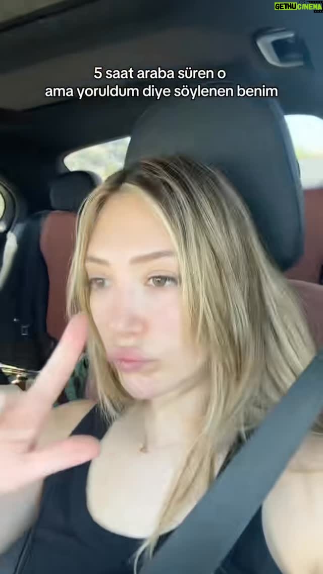 Yasmin Erbil - 4.2K Likes - bütün kızlar böyleyiz bence💁🏼‍♀️🫠