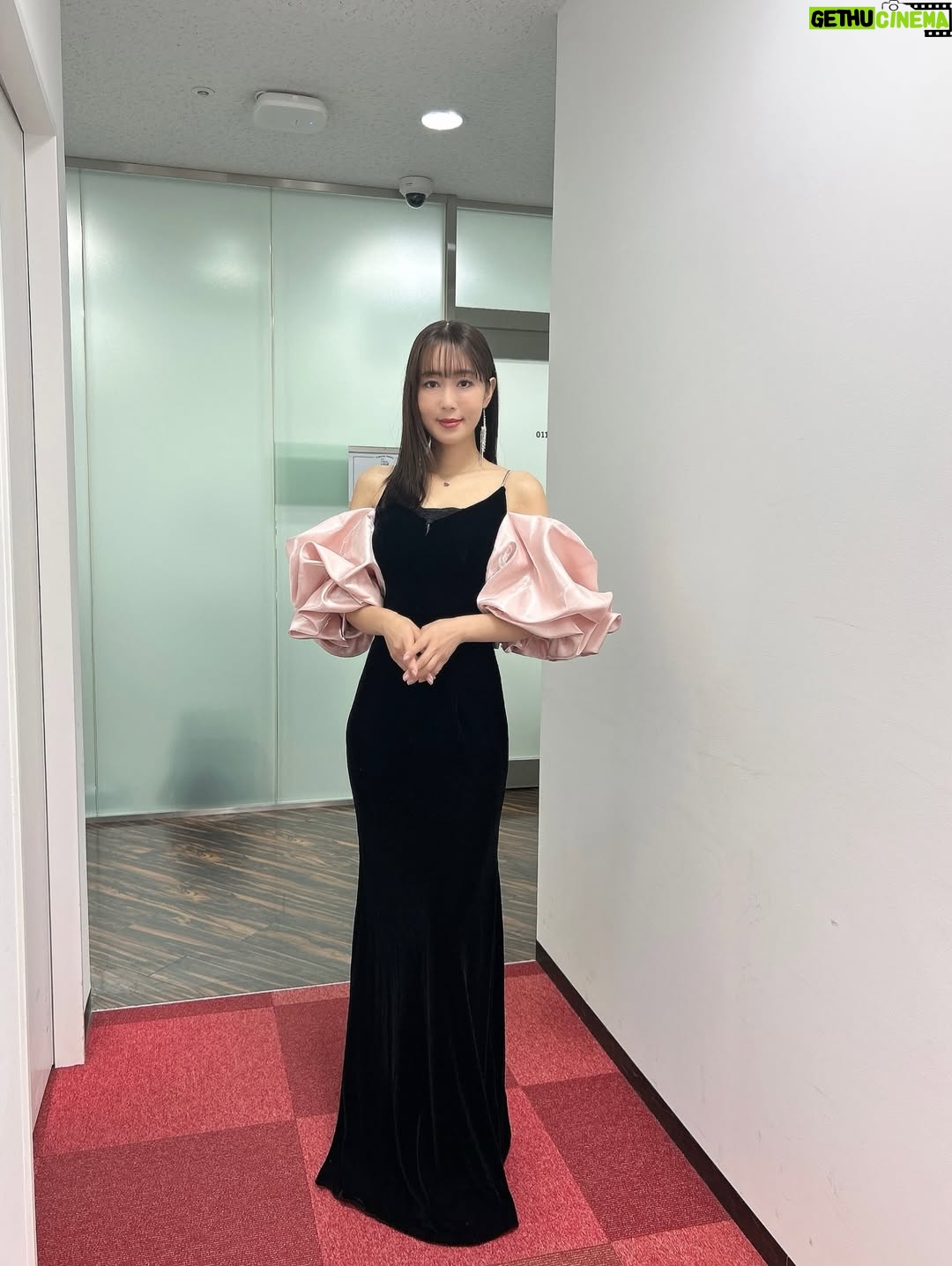 Yoko Hikasa - 10.1K Likes - 👑
アニメトレンド大賞2025
改めましてありがとうございました〜
ぽんこつMCでしたーーー😂
もう岩井さんが天才すぎて！
場の空気を全て作ってくださってて！
落ち着いたまわし流石すぎました✨
ゲストの皆さんや受賞の皆さんも素敵で、
ミャクミャク＆デク＆タコピーが集まると
スタジオがぎゅうぎゅうで、
年末に相応しい賑やかさでしたーー！

来年もたくさんのアニメや音楽が生まれて
きっと皆さんの心を震わせてくれるはず！

ということで皆様良いお年を〜✨

#アニメトレンド大賞
#仕込まれた女優ライトまじ神
