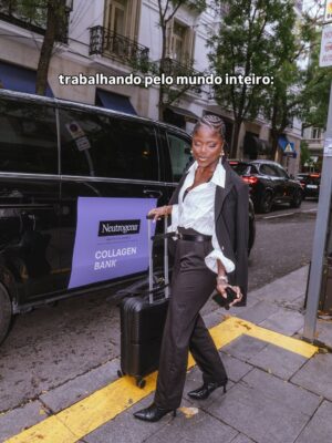 Yolanda Tati Instagram - Parabéns para mim 🥹🎂🥳 A minha vida é feita de contrastes. E não é sobre ser melhor ou pior, é sobre o enorme presente de poder continuar a crescer e a eterna loucura de continuar a SONHAR.

Obrigada a todos, sempre, por tudo. 🍾 Parabéns para mim e parabéns para o meu marido e meu melhor amigo que faz anos no mesmo dia que eu!!!

Hoje é dia de celebrar com a minha família amada, vocês também são parte de tudo isto e muito importantes para mim: Quero os vossos parabéns!!!!! 🎉🥰❤️🌟🥂