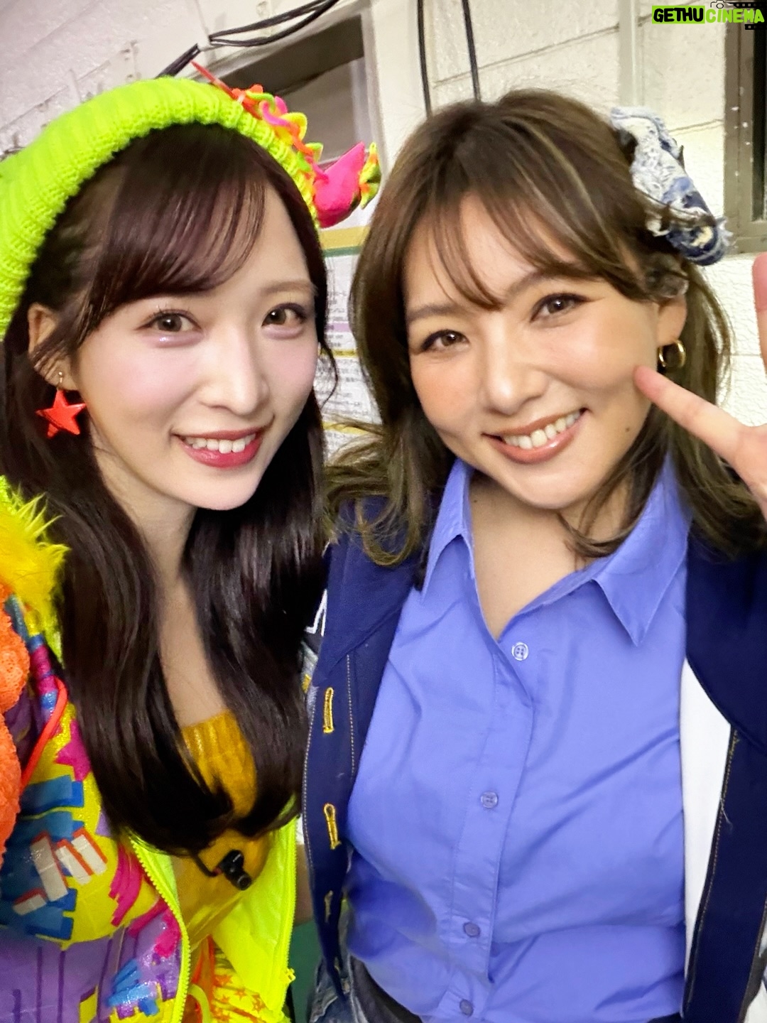 Yui Oguri - 47.3K Likes - #AKB48は青春ですin武道館
６公演走り切りました🎤❤️‍🔥
お越しいただいた皆様もHulu配信でご覧いただいた皆様も
本当にありがとうございました。

AKBに入りたいと思うきっかけをくれた
憧れの先輩たちとステージに立たせて頂き嬉しさと同時に
表情、パフォーマンス、発言の力強さ、
そして現役メンバーたちを立ててくださろうとしたり
アイドルとして、人として学ぶことが多くて改めて偉大さを感じた反面、自分たちの課題を見つけることもできました。

歴史を紡いできたグループのそれぞれの時代の良さをしっかりと届けていくのは現役の私達の役目だと思っています。

これから自分達で登らなければ見えない景色を
自分達で見れるようにこの気持ちを大切にして
この先もAKB48は進んでいきたいと思います。

最後に。
AKBの今も応援してくれて寄り添ってくれる卒業生の皆さん
本当に感謝しています。
武道館は一生の思い出で宝物です。
どの時代のAKBも大好きです、ありがとうございました！

#あの頃青春でしたこれから青春です 
#AKB48
#AKB武道館