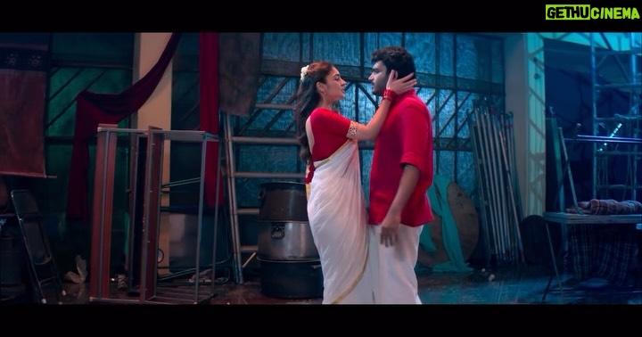 Yukti Thareja - 164.4K Likes - Ee Diwaliki Malli Kalisi celebrate chesukundam ☺️

Pandakki Intillapadi #KRAMP tho Navvulu Guarantee ❤️

#KRamp #Hasyamovies #Ruudranscelluloid