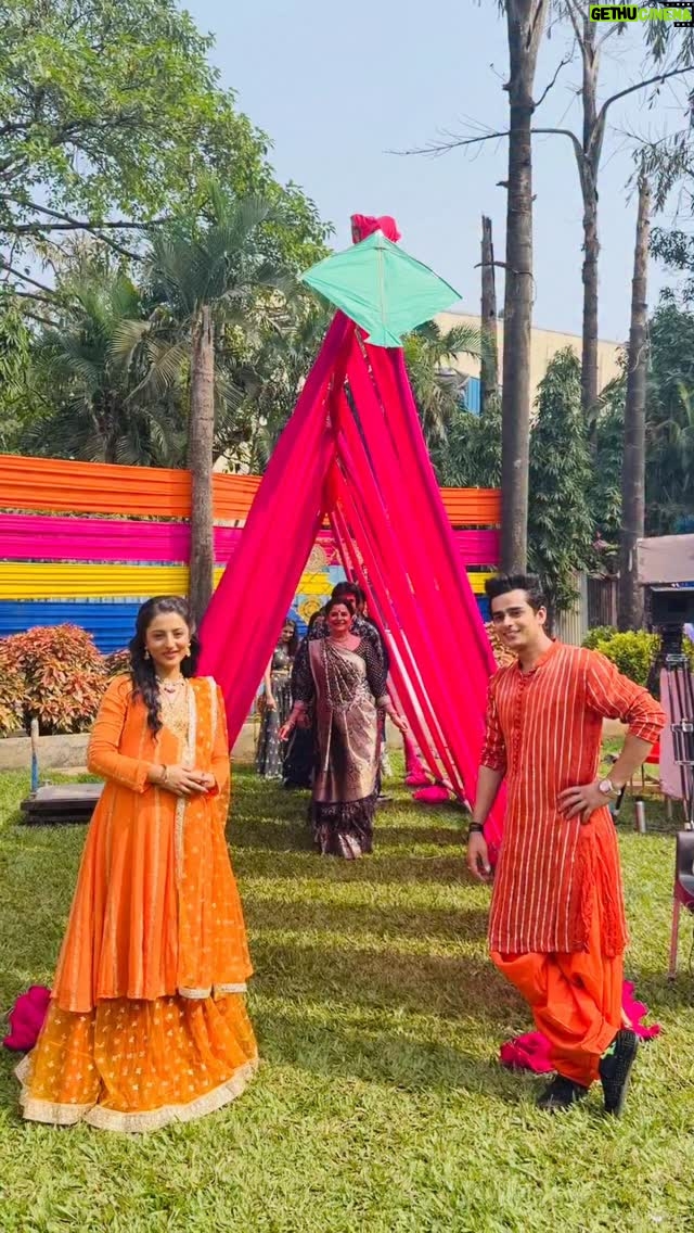 Zalak Desai - 90K Likes - ONE YEAR COMPLETED 🧿🧿🧿
“The KOTHARI FAMILY - where the Power speaks. A dynasty of sophistication, elegance and opulence . Beneath their regal charm lies a story waiting to unfold—dramatic, powerful, and unforgettable.” Get ready for a storm of emotions and untold stories in Anupamaa’s world! Watch #anupamaa at 10 pm on Star Plus.

@officialrahilazam @alkabadolakaushal @zalakdesaiii @khajuriashivam24 @sprehaa @adrija_roy_official @mazher.sayed @shiwani_chakraborty @jatinsurii @imsatyatiwari @sheershaaaa #kotharifamily #premandrahi #familygoals royalfamily graceandelegance timeless charm bondoftogetherness familyfirst dailysoap drama staytuned #directorskutproduction viralpost