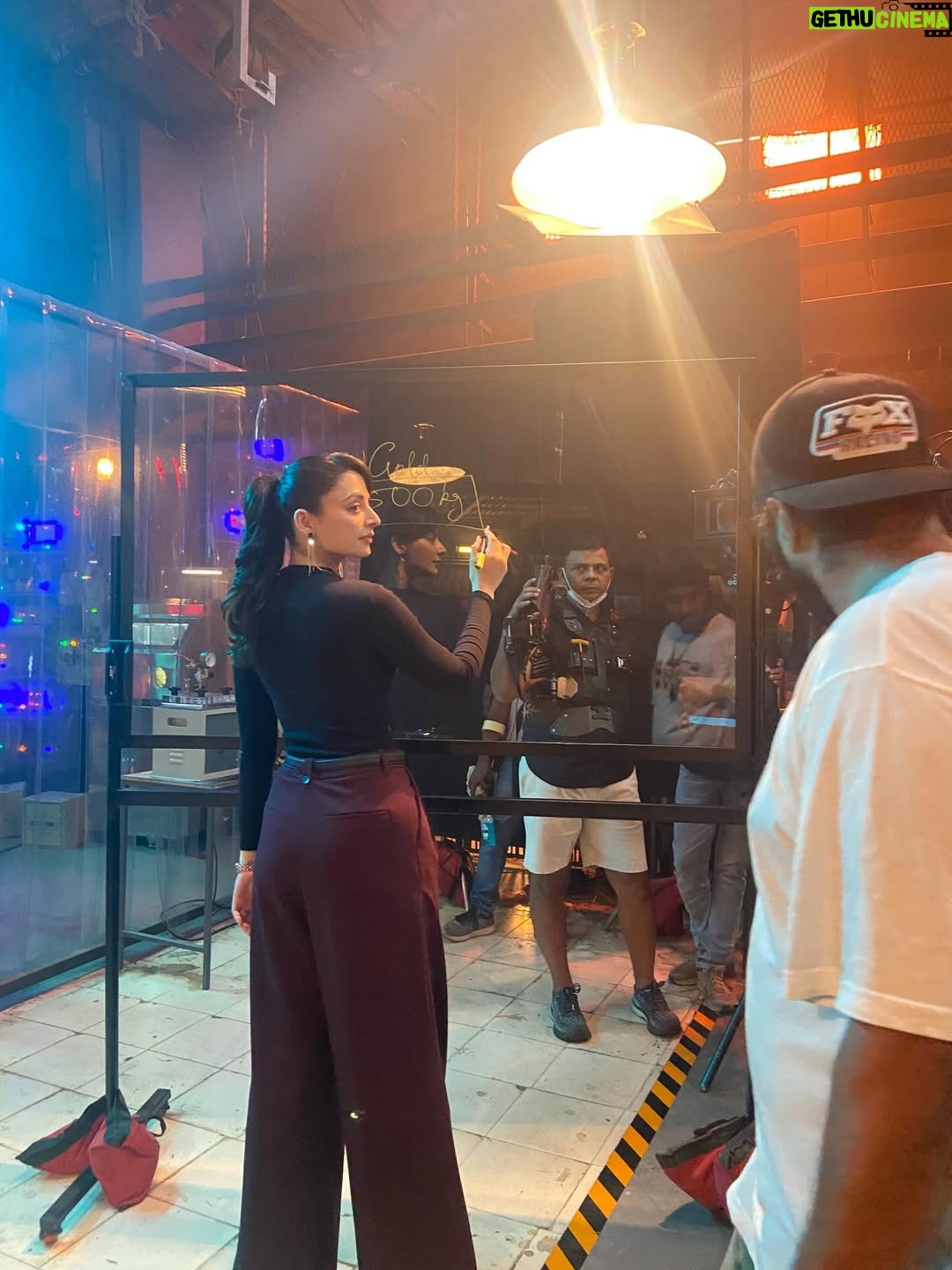 Zoya Afroz - 54.4K Likes - 500kg Gold ka math 🏆
#taskaree #bts