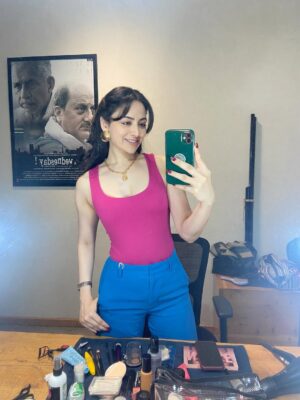 Zoya Afroz Instagram - Dear Falguni, You understood Priya Khubchandani beyond the surface and translated her quiet strength so effortlessly through the styling. Every look felt true to the character. 
Fab Fab job Fal !!!
You nailed it 🌟
@fal1804 ❤️❤️❤️

#BTS #TaskareeOnNetflix @netflix_in @fridaystorytellers
