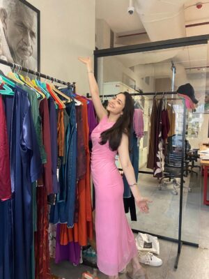 Zoya Afroz Instagram - Dear Falguni, You understood Priya Khubchandani beyond the surface and translated her quiet strength so effortlessly through the styling. Every look felt true to the character. 
Fab Fab job Fal !!!
You nailed it 🌟
@fal1804 ❤️❤️❤️

#BTS #TaskareeOnNetflix @netflix_in @fridaystorytellers