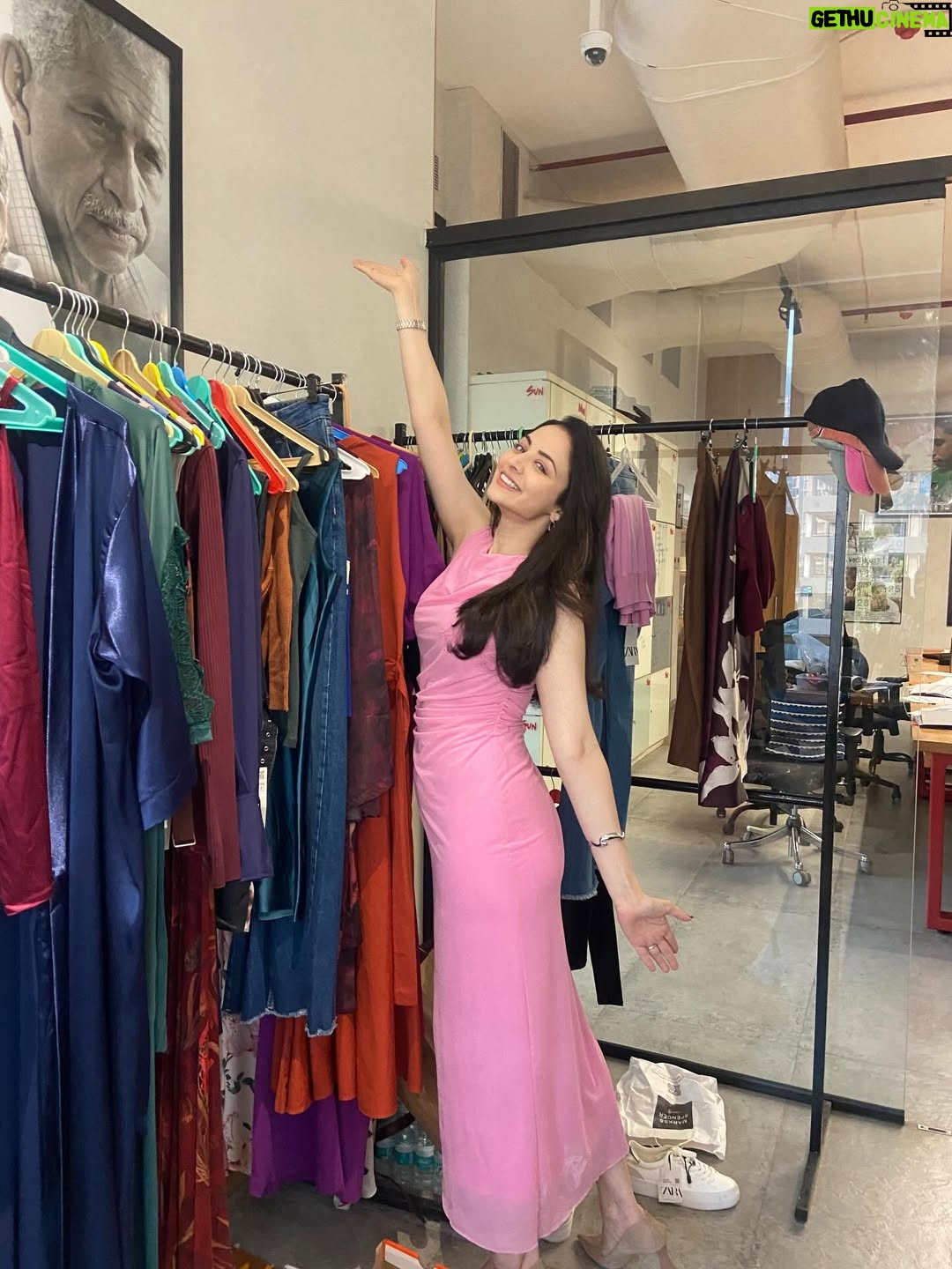 Zoya Afroz - 51.5K Likes - Dear Falguni, You understood Priya Khubchandani beyond the surface and translated her quiet strength so effortlessly through the styling. Every look felt true to the character. 
Fab Fab job Fal !!!
You nailed it 🌟
@fal1804 ❤️❤️❤️

#BTS #TaskareeOnNetflix @netflix_in @fridaystorytellers