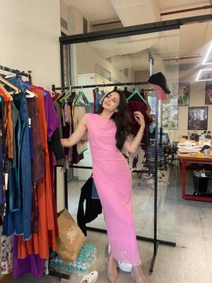 Zoya Afroz Instagram - Dear Falguni, You understood Priya Khubchandani beyond the surface and translated her quiet strength so effortlessly through the styling. Every look felt true to the character. 
Fab Fab job Fal !!!
You nailed it 🌟
@fal1804 ❤️❤️❤️

#BTS #TaskareeOnNetflix @netflix_in @fridaystorytellers