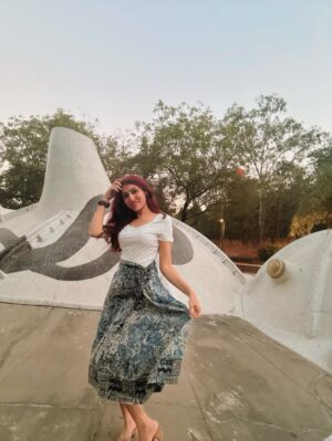 netri nisarg trivedi Instagram - 🎵You’ve got me hypnotized, so mesmerized
And I just got to know
🎶